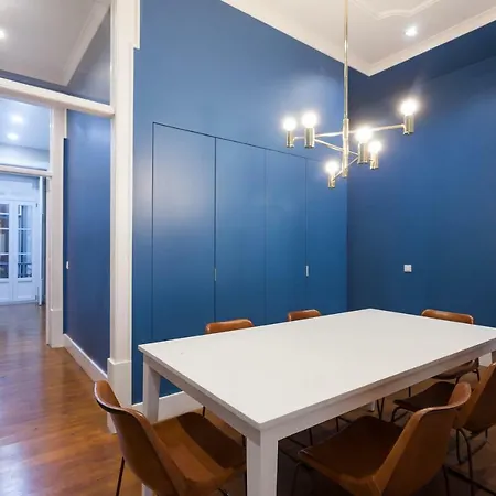 아파트 Baixa Vintage Three-bedroom - By Lu Holidays