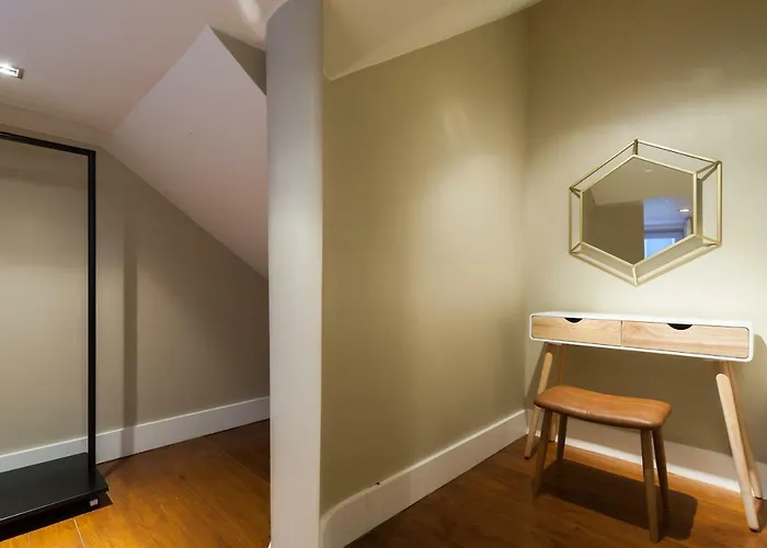 Baixa Vintage Three-bedroom - By Lu Holidays