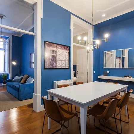 Baixa Vintage Three-bedroom - By Lu Holidays Apartment *