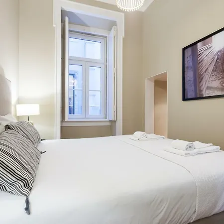 Apartment Baixa Vintage Three-bedroom - By Lu Holidays *